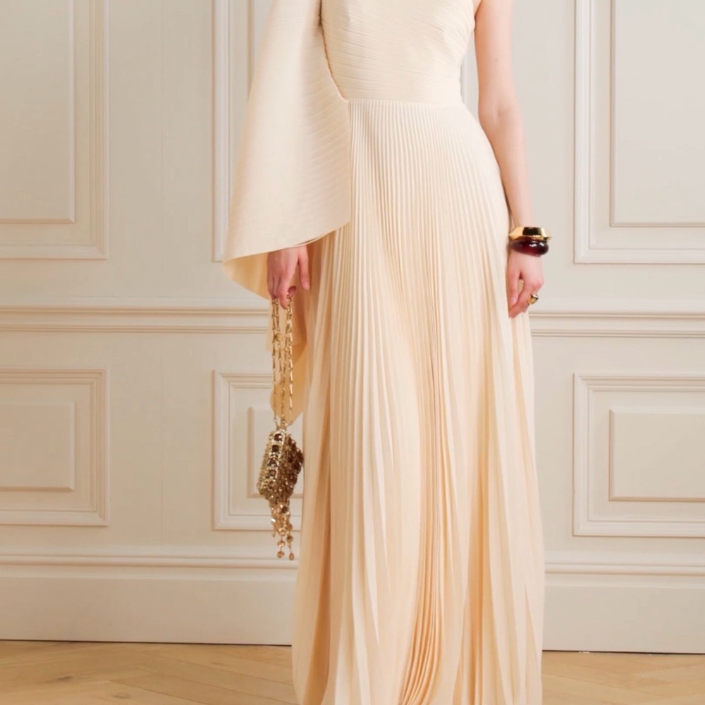 Solace London Cream One-Shoulder Gown
